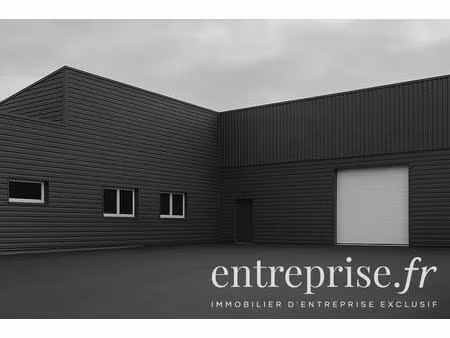 location local d'activités 1 765 m²