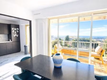 4p rénové- vue mer - stationnement