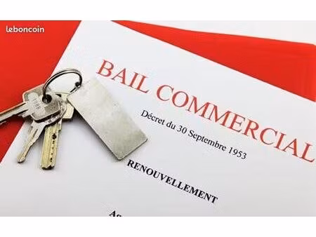 local commercial 49 m² nice