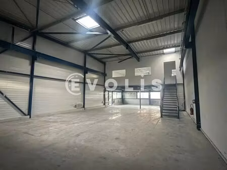location local d’activités saint jean d illac 33127 250m²
