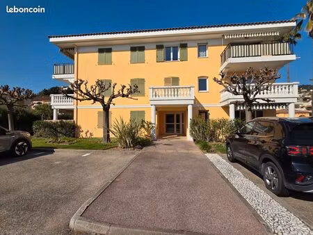 t3 meublé de 60m2 dans une copropriété au calme à mandelieu la napoule