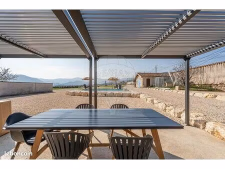 maison 8 pièces 200 m²