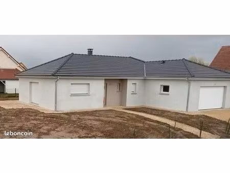 maison 4 pièces 102 m²