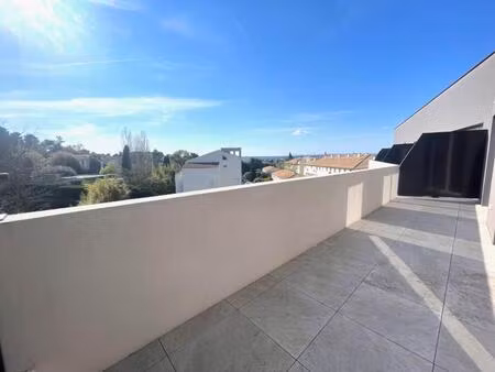 t3 avec balcon et parking à montpellier