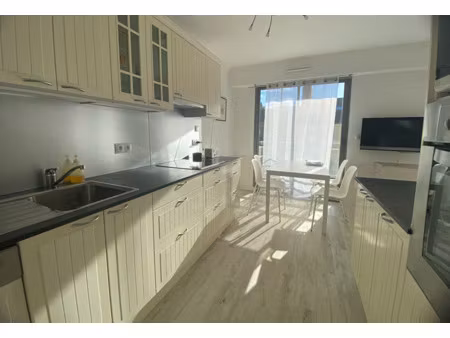 location appartement 3 pièces 69 m² à nantes (44000)