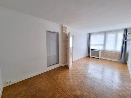 appartement 2 pièces de 48 28 m²