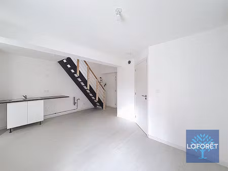 appartement t1 bis centre ville de saint-amand-les-eaux