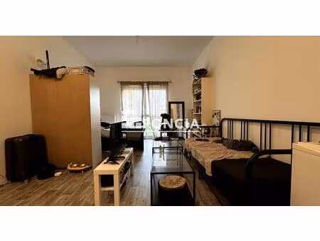 corbeil - studio avec place de parking vendu loué