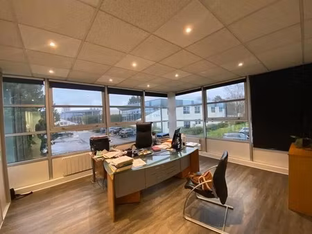 location bureaux 218 m²