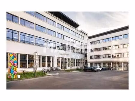 location bureaux 30 m² à 253 m²