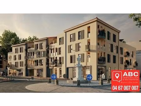 vente commerce 148 m² à 398 m²