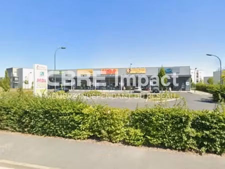 vente commerce saint memmie 51470 2558m²