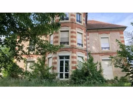 vente immeuble 372 m² luzech (46140)