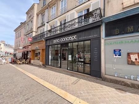 location commerce chartres 28000 160m²