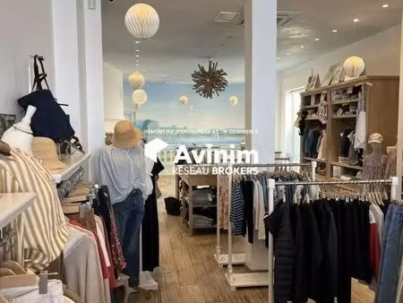 location commerce fontainebleau 77300 100m²