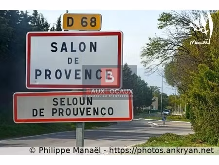 location commerce 45 m²