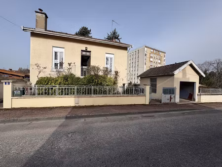 maison sur sous-sol avec jardin