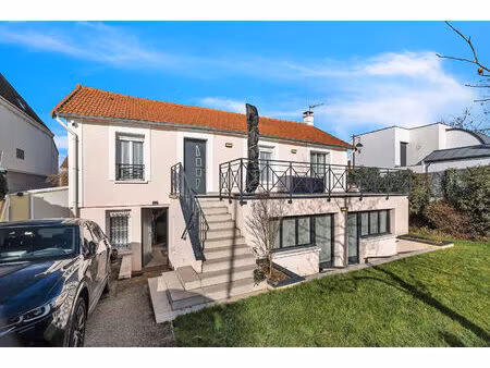 maison familiale d'exception à deux pas du centre