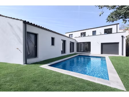 maison neuve à 5 minutes du centre ville