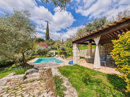 charmante villa avec piscine - montauroux