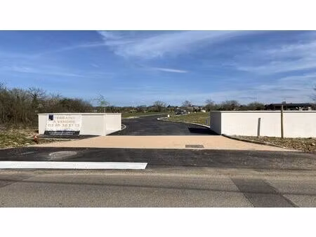 viriat - terrain à bâtir 740m² - viabilisé - libre constructeur