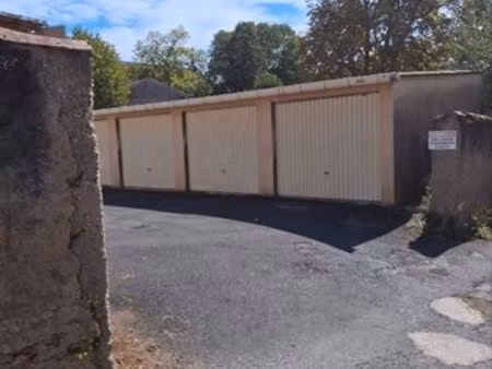 lot de 2 garages individuels