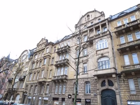 f4 metz centre gare  duplex  2mn gare  12 mn hyper centre  cuisine équipée ouverte sur sal