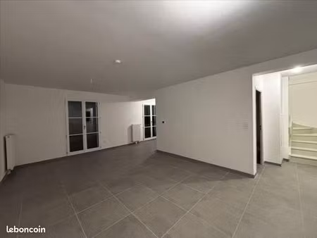 maison 5 pièces 101 m²