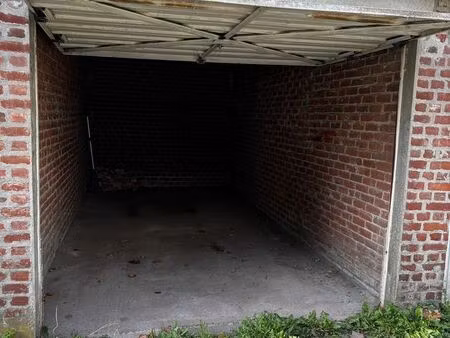 loue garage couvert extérieur à lambersart  canon d'or  60