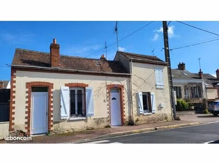 petite maison de 28 m2 à chalette sur loing