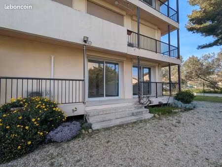 appartement t2 climatisé dans résidence fermée