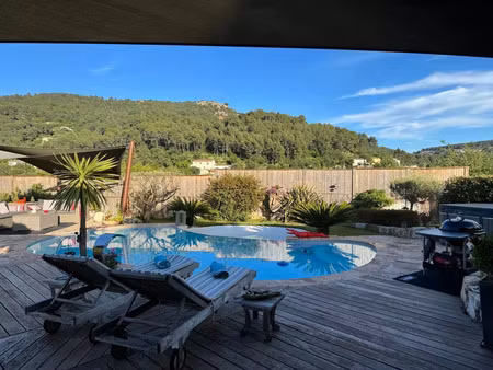 vente maison 6 pièces 110 m² évenos (83330)