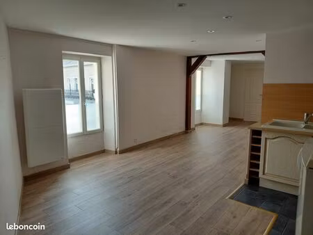 appartement t2 (54m²)  bourges centre-ville
