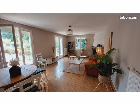 a louer - maison avec grand jardin