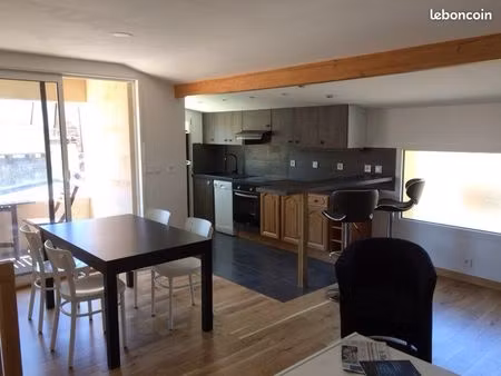 deux pièces meublées aux chartrons