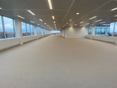 bien professionnel à louer à haren € 11.581 (lmhuv) - panorama b2b brussel kantoren | zimm