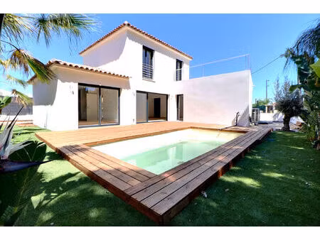 vente maison 4 pièces 100 m² roquebrune-sur-argens (83520)