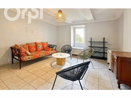 location appartement  m² t-3 à aubenas  490 €