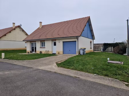 à louer 750 eur par mois à fécamp : maison de 70m2 avec 2 cham