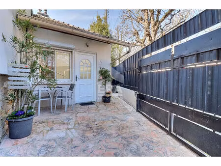 a 10 minutes de la gare