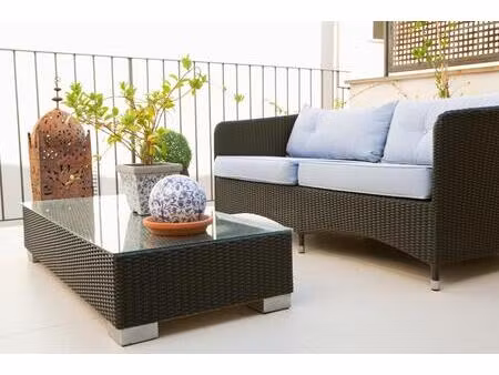 retour de lot!! superbe 2 pièces avec bel exterieur!