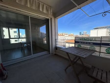 la major t2 récent  balcon possibilité parking privé