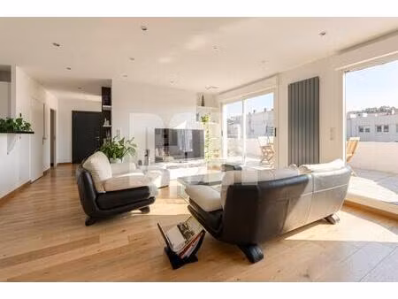 doly - appartement - 5 pièces - 75020