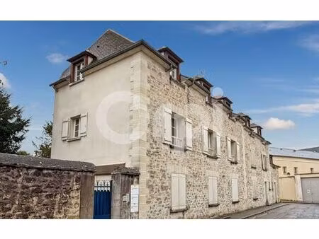 location appartement  m² t-3 à ully-saint-georges  935 €