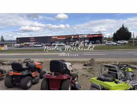 location commerce 1 pièce 150 m² à bozouls (12340)