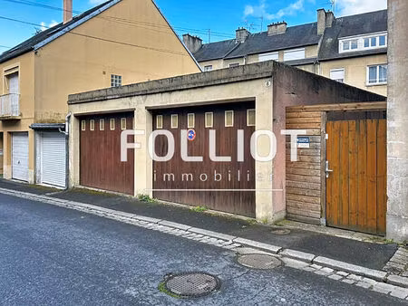 parking / box saint-lo