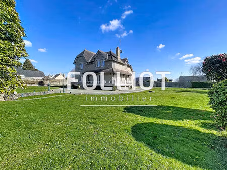 maison 8 pièces à vendre à fougeres