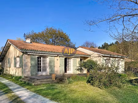 vente maison 4 pièces 113 m² grayan-et-l’hôpital (33590)