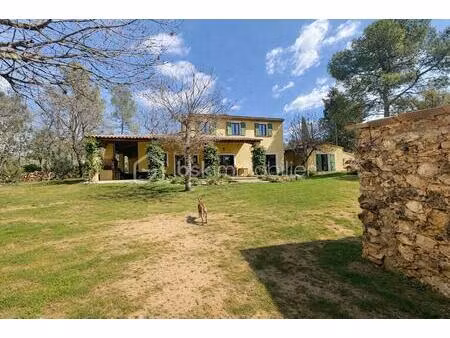 maison traditionnelle de 197 58 m² à fayence