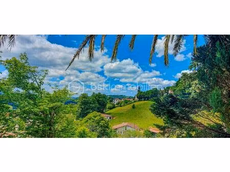 maison de 240 m² à hasparren